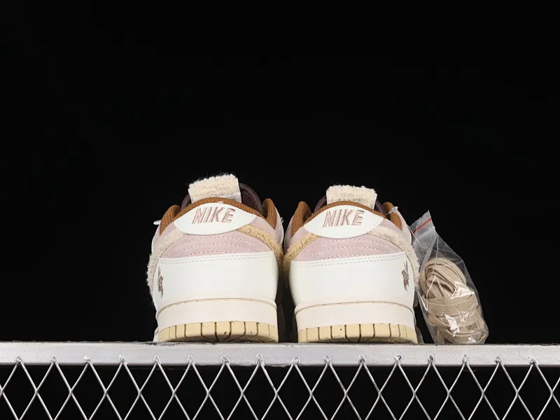 All Categories Nk SB Dunk Series Nk SB Dunk Low Low-top sneakers Nk Dunk Low "Year of the Rabbit" Year of the Rabbit Rabbit theme SB low-top sports and leisure sneakers FD4203-211